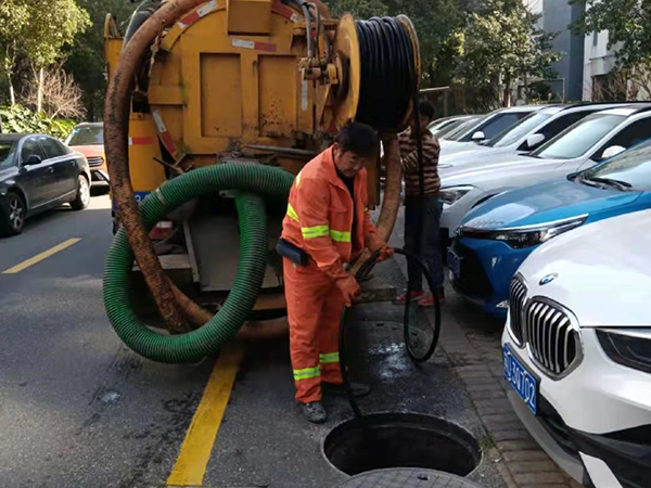 晋源排污管道清淤